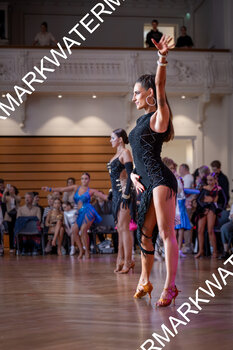 Dancer 35
