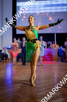Dancer 52