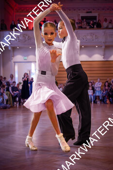 Dancer 82